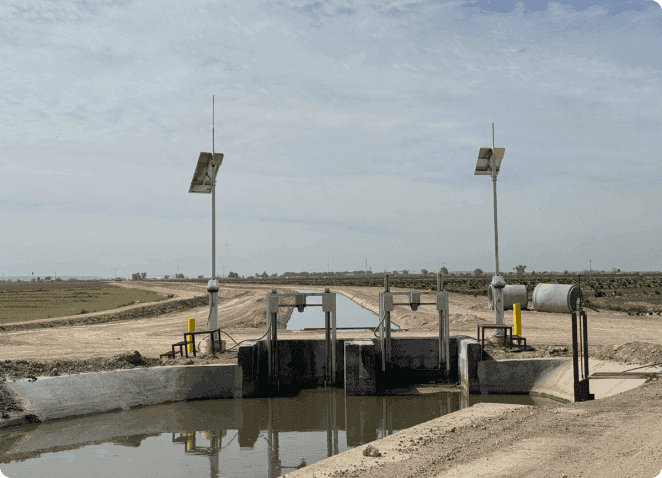 Image depicting a dam in an artificial river.